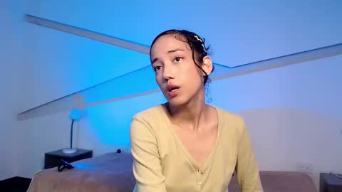 Alana online show from 12.22.25