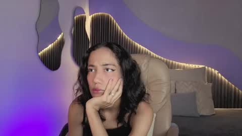 Snapshot of hot_little_bunny chatting on 05.06.26 Alana online show from 05.06.26