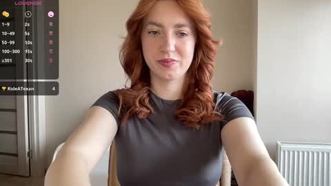 Snapshot of hot_lliinns chatting on 04.21.26 Lina online show from 04.21.26