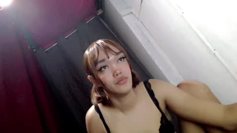 hot_moma69 online show from 04.17.26