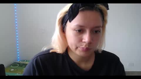 Mia online show from 02.03.25