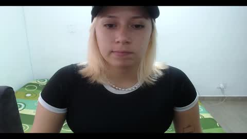 Mia online show from 02.09.25