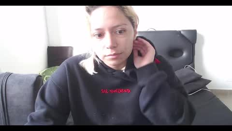 Mia online show from 02.26.25