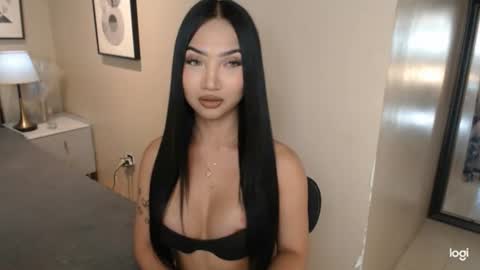 Snapshot of hot_nikki69 chatting on 07.19.26 hot_nikki69 online show from 07.19.26