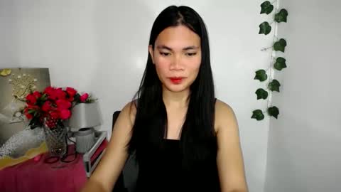 hot_pauline online show from 03.24.26