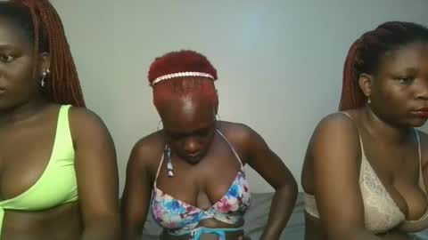 Hot petite online show from 11.06.25