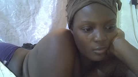 RAYLAH online show from 04.12.26