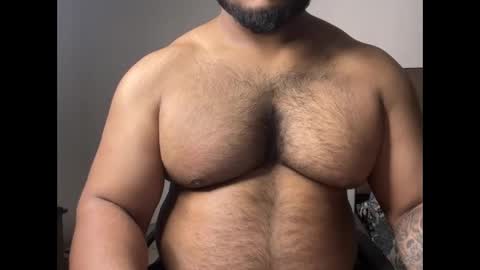 Snapshot of hot_roccohunter chatting on 02.12.26 pranit online show from 02.12.26