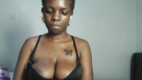Snapshot of hot_sexxy_baby chatting on 05.11.26 hot_sexxy_baby online show from 05.11.26