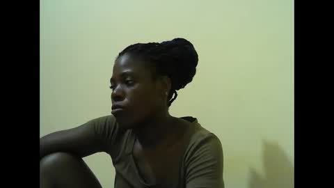 Snapshot of hot_shannia chatting on 03.31.26 hot_shannia online show from 03.31.26