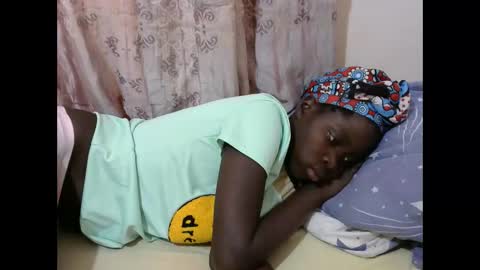 hot_shawrry online show from 01.28.25