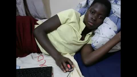 hot_shawrry online show from 02.22.25