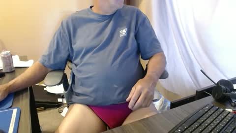Snapshot of hot_sissyslut chatting on 09.11.25 SissySlutBitch online show from 09.11.25
