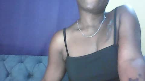 Snapshot of hot_tash chatting on 06.11.26 hot_tash online show from 06.11.26