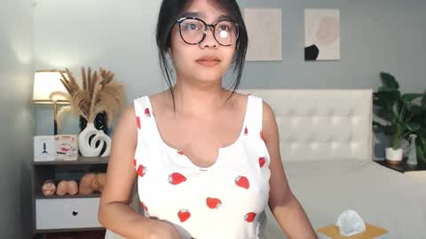 hotasian_gabby69 online show from 12.20.25