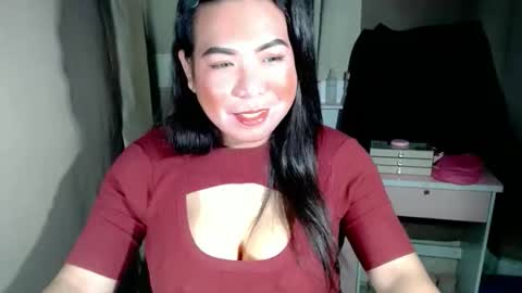 Snapshot of hotasian_mama chatting on 03.13.26 Grace online show from 03.13.26