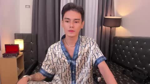 Kenny online show from 12.22.25