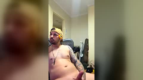 Snapshot of hotaus90 chatting on 06.14.26 hotaus90 online show from 06.14.26