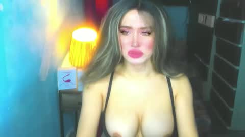 Snapshot of hotbabe_tanya chatting on 04.27.26 T A N Y A online show from 04.27.26
