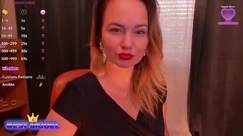 Snapshot of hotbabette chatting on 02.13.25 SweetBrendy online show from 02.13.25