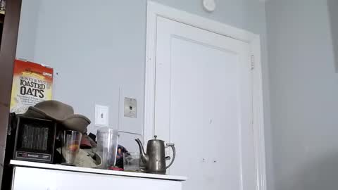 Snapshot of hotbaldcock49 chatting on 09.10.25 Pete Mitchell online show from 09.10.25