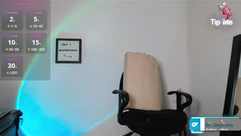 Alex Neon online show from 01.15.26