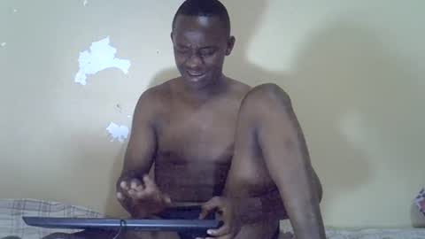 Snapshot of hotcum256 chatting on 06.19.26 hotcum256 online show from 06.19.26