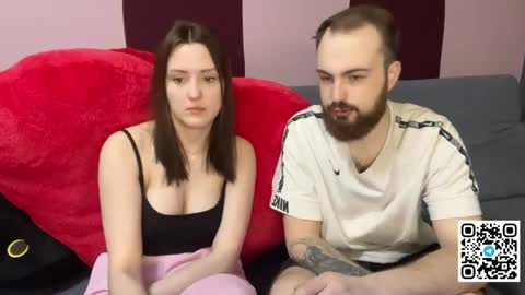 Snapshot of hotduoplay chatting on 04.30.26 Max and Alina online show from 04.30.26