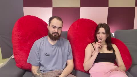 Snapshot of hotduoplay chatting on 05.07.26 Max and Alina online show from 05.07.26