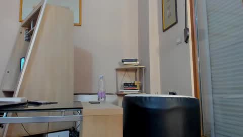 Erika  online show from 12.08.24