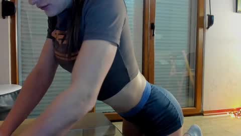 Erika  online show from 02.02.25