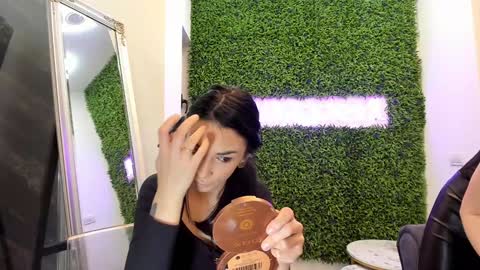 hotfallingdevil online show from 01.30.25