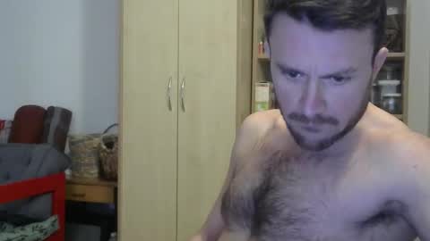 Snapshot of hotgardenersexy chatting on 03.19.26 Le jardinier sexy online show from 03.19.26