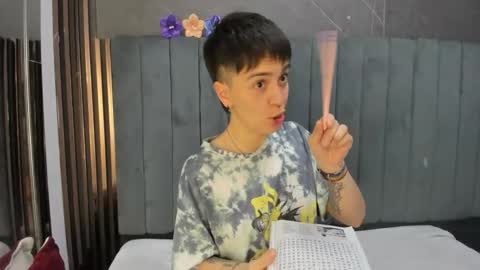 Snapshot of hothannah_ chatting on 02.06.26 hannah online show from 02.06.26