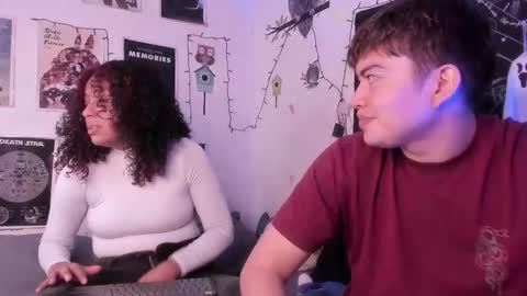 Snapshot of hothoneychile chatting on 10.17.25 Sam and Nico online show from 10.17.25