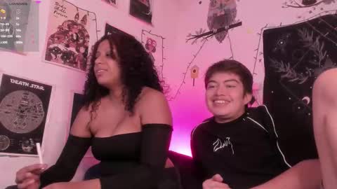 Snapshot of hothoneychile chatting on 11.19.25 Sam and Nico online show from 11.19.25