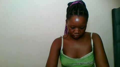Snapshot of hotjeylee chatting on 06.13.26 LOYCE online show from 06.13.26