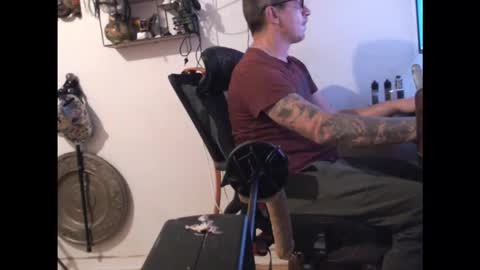 Snapshot of hotkinkytat chatting on 04.02.26 hotkinkytat online show from 04.02.26