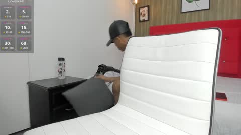 Snapshot of hotkoljeixxx chatting on 12.03.24 Hotkoljei online show from 12.03.24