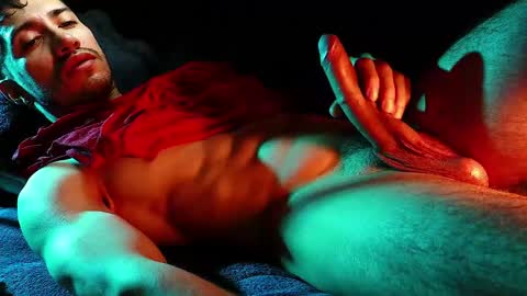 Hotlatinking online show from 03.29.26