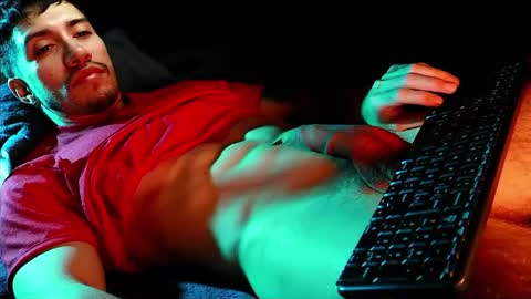 Hotlatinking online show from 05.18.26