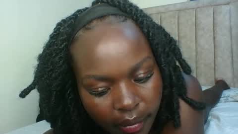 hotlina01 online show from 02.14.26