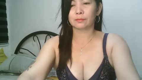 hotmamajen4u online show from 12.14.25