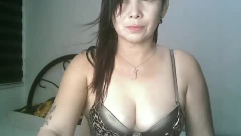 Snapshot of hotmamajen4u chatting on 07.13.26 hotmamajen4u online show from 07.13.26