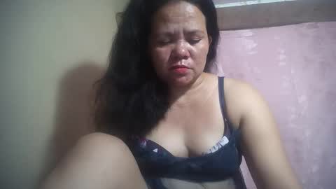 Snapshot of hotmatureladyxxx chatting on 05.18.26 hotmatureladyxxx online show from 05.18.26