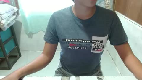 Snapshot of hotmeljean2002 chatting on 02.21.26 hotmeljean2002 online show from 02.21.26