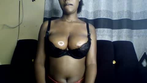 Snapshot of hotpussy712899 chatting on 07.11.26 hotpussy online show from 07.11.26