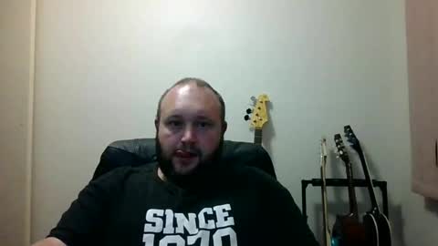 Snapshot of hotrodder323 chatting on 03.01.25 hotrodder323 online show from 03.01.25