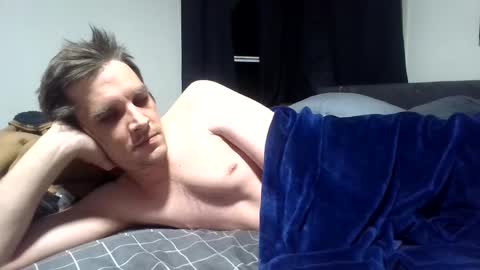 Snapshot of hotslimboy24 chatting on 12.26.24 sexy mark online show from 12.26.24