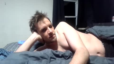 Snapshot of hotslimboy24 chatting on 01.14.25 sexy mark online show from 01.14.25